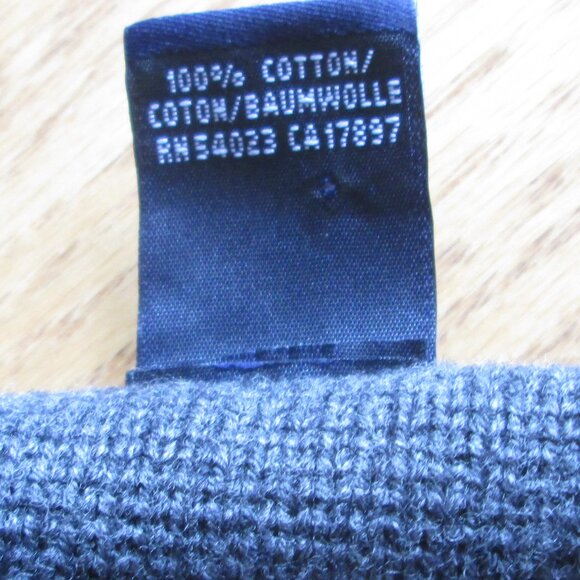 GAP Gray V-Neck Sweater for Men - Picture 4 of 4